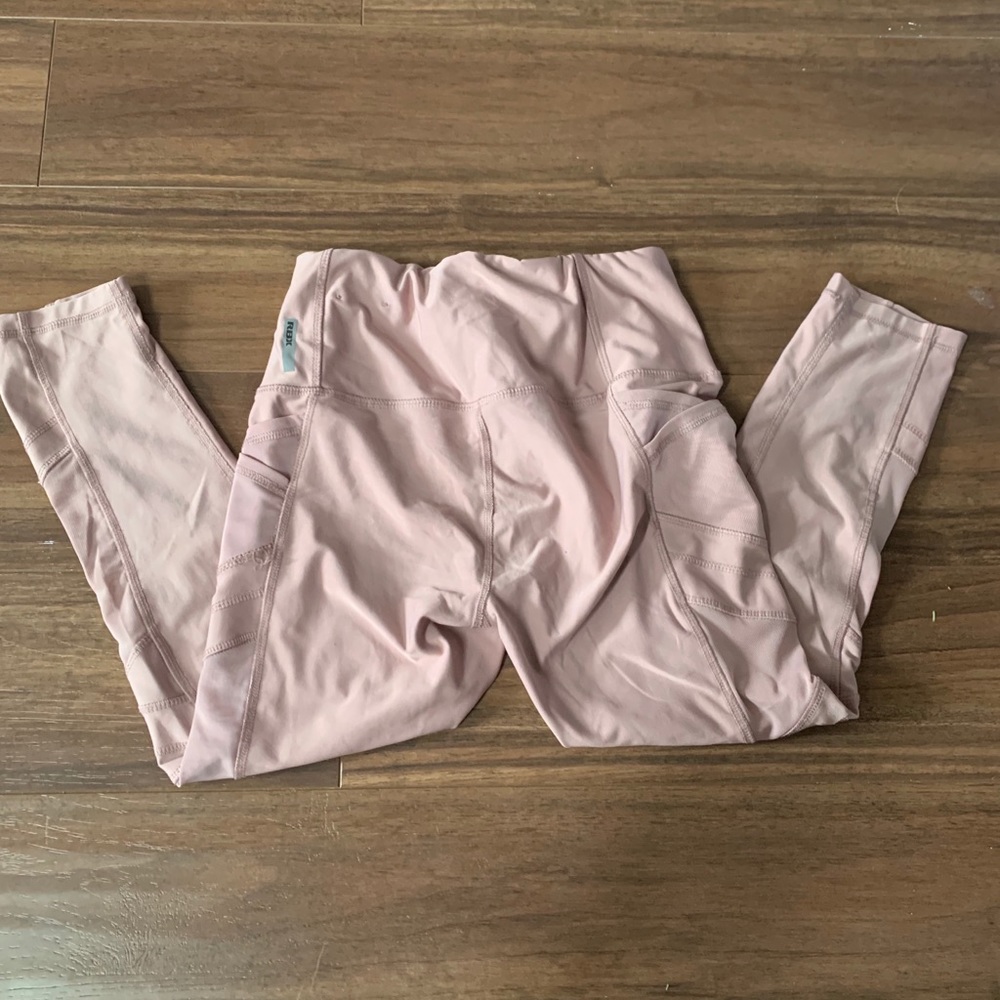 RBX light pink leggings with pockets
